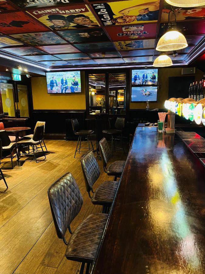 Bugler Doyles Bar & Townhouse Hotel Wexford Bagian luar foto